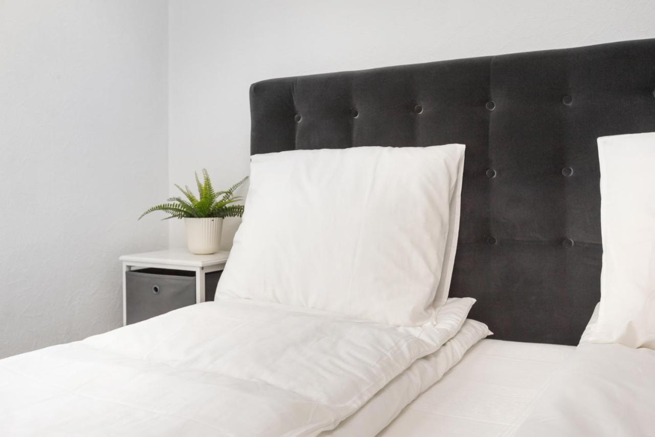 5 Min Fra Banegarden - Plads Til 4-Personer Apartamento Ålborg Exterior foto