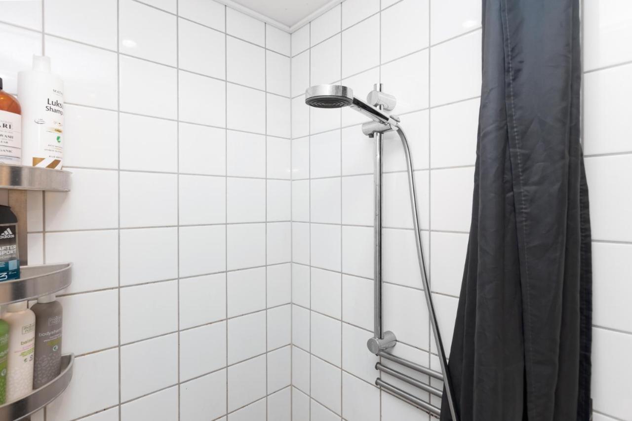 5 Min Fra Banegarden - Plads Til 4-Personer Apartamento Ålborg Exterior foto
