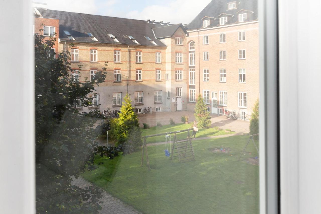 5 Min Fra Banegarden - Plads Til 4-Personer Apartamento Ålborg Exterior foto
