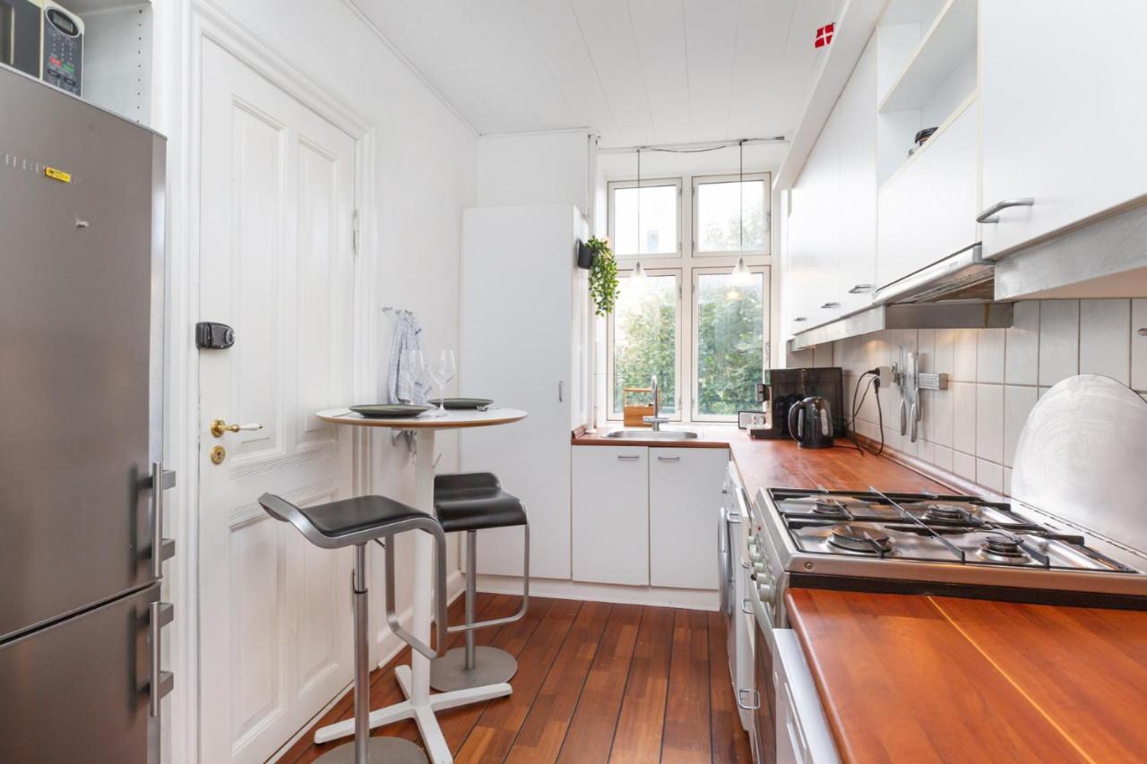 5 Min Fra Banegarden - Plads Til 4-Personer Apartamento Ålborg Exterior foto